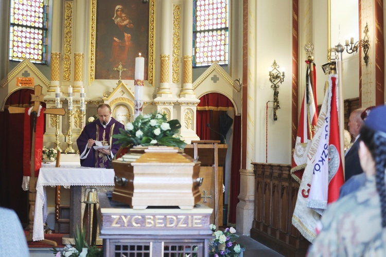 Ostatnie pożegnanie śp. Heleny Wesołowskiej z Andrychowa