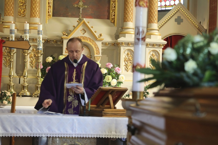 Ostatnie pożegnanie śp. Heleny Wesołowskiej z Andrychowa