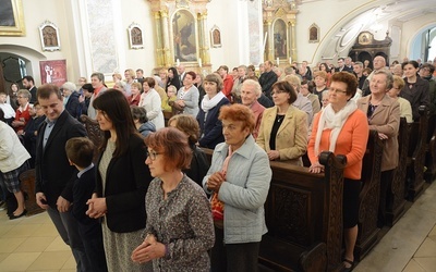 Na Górę św. Anny pielgrzymowali modlący się za księży