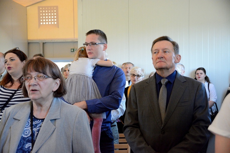 Opole. Pierwsza Eucharystia w parafii św. Jana Pawła II