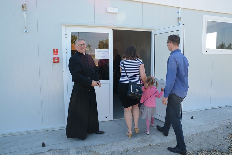Opole. Pierwsza Eucharystia w parafii św. Jana Pawła II