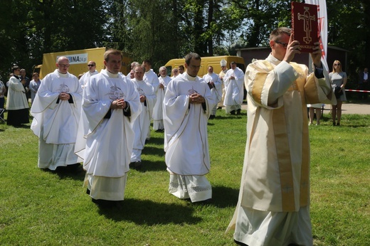 ​IV Archidiecezjalna Pielgrzymka Ludzi Pracy do Henrykowa