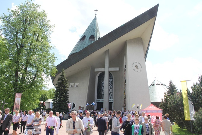 Ogłoszenie sanktuarium św. Rity w Nowym Sączu