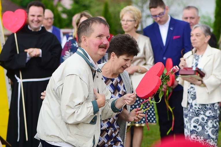 Ostróda. 25-lecie wspólnoty "Wiara i Światło"
