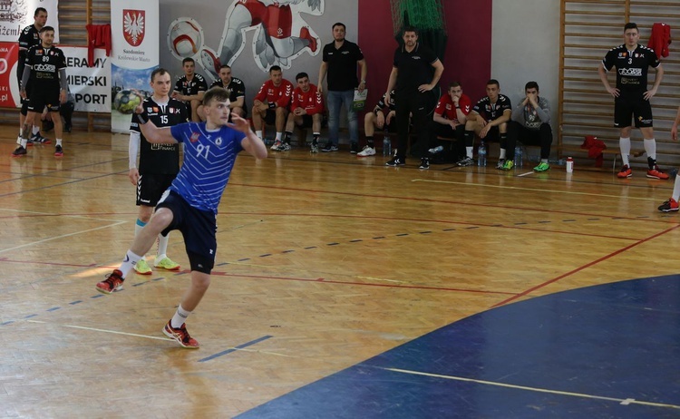 Mecz piłki ręcznej w Sandomierzu 