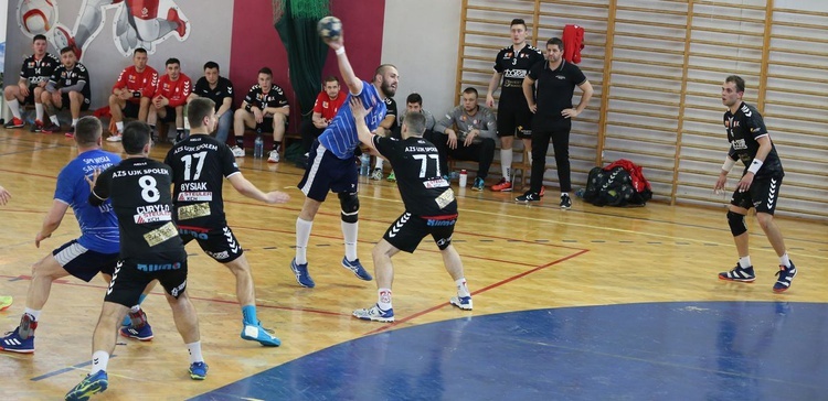 Mecz piłki ręcznej w Sandomierzu 