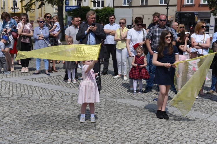 Brzeskie tańce dla Jana Pawła II i Lilli Sztyler