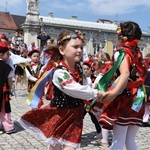 Brzeskie tańce dla Jana Pawła II i Lilli Sztyler
