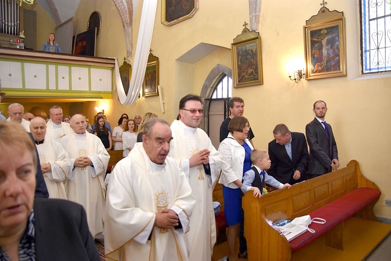40-lecie kapłaństwa proboszcza z Pszenna