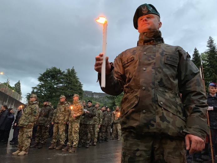 Podchorążowie AWL na 61. Międzynarodowej Pielgrzymce Wojskowej do Lourdes
