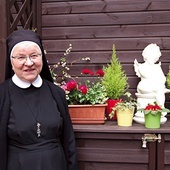 ▲	Siostra Pompilia zapewnia, że tutaj Pan Bóg szczególnie wsłuchuje się w głos poranionych mam.