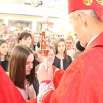 Bierzmowanie w kościele św. Heleny w Nowym Sączu