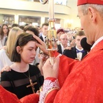 Bierzmowanie w kościele św. Heleny w Nowym Sączu