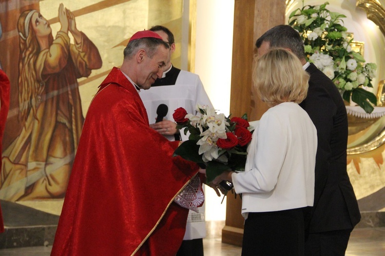 Bierzmowanie w kościele św. Heleny w Nowym Sączu