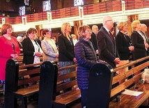 ▲	Modlitwa w kościele św. Kamila w Zabrzu. 