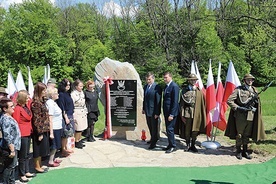 Odsłonięcie tablicy poświęconej pomordowanym  kapłanom.