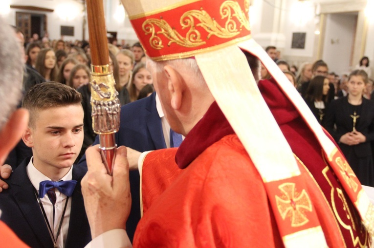 Bierzmowanie w Dąbrowie Tarnowskiej, cz. 1