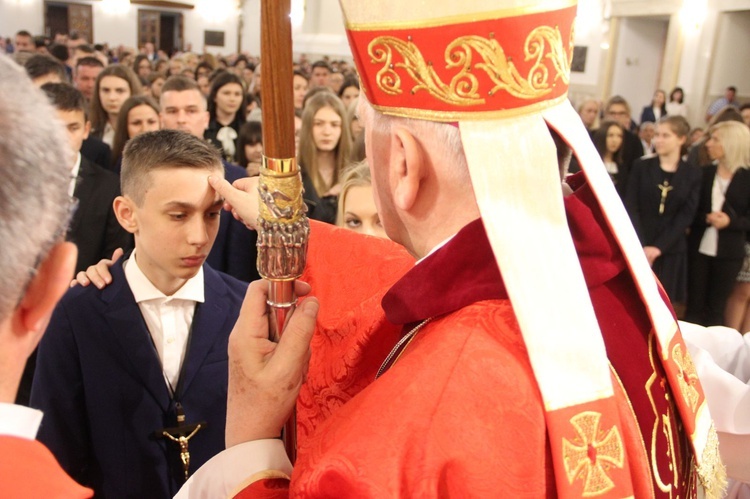 Bierzmowanie w Dąbrowie Tarnowskiej, cz. 1