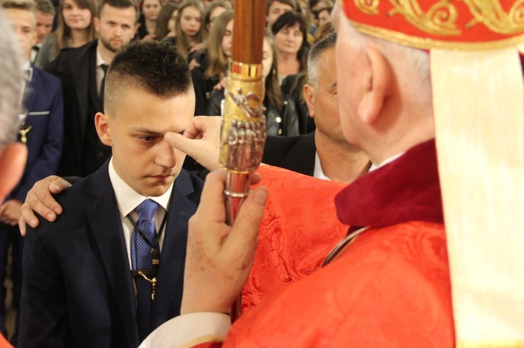 Bierzmowanie w Dąbrowie Tarnowskiej, cz. 1