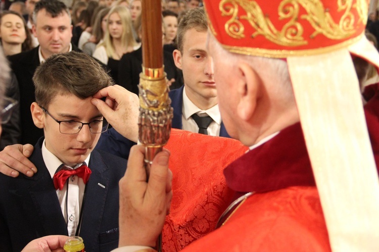 Bierzmowanie w Dąbrowie Tarnowskiej, cz. 1