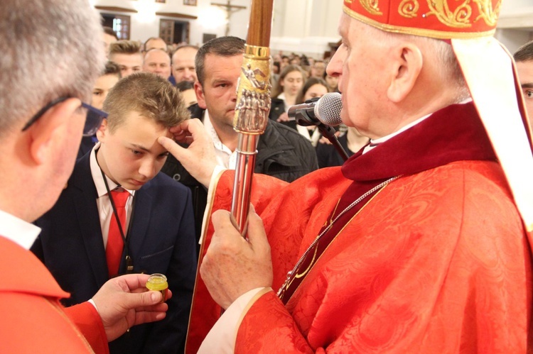 Bierzmowanie w Dąbrowie Tarnowskiej, cz. 1