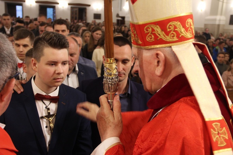 Bierzmowanie w Dąbrowie Tarnowskiej, cz. 2