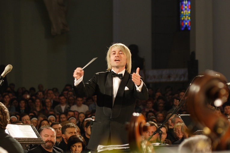 Chełm. Koncert "The Best of" Piotr Rubik już niebawem w amfiteatrze