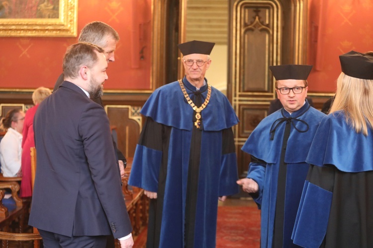 Uczniowie z Gilowic na gali w Collegium Novum UJ w Krakowie - 2019