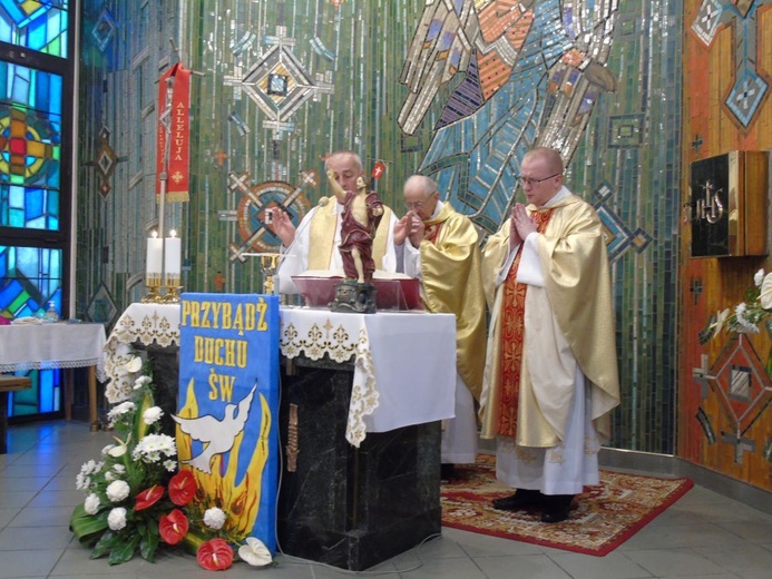 Bierzmowanie w rusinowickim ośrodku  