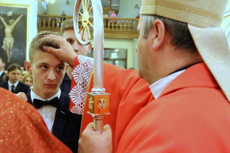 Bierzmowanie w Żabnie