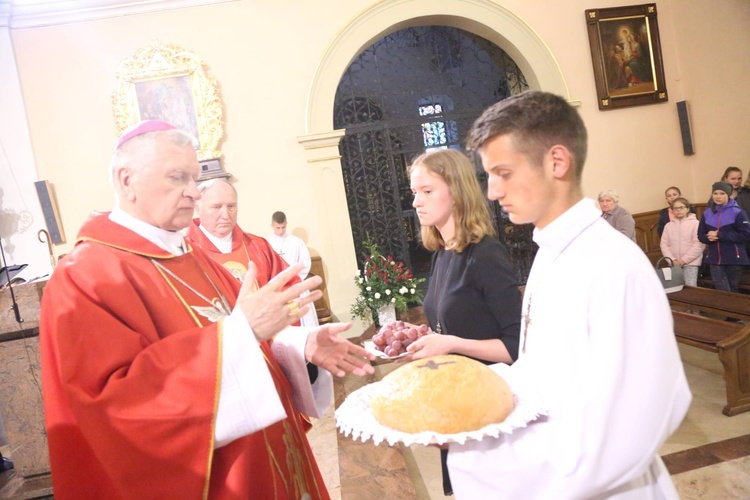 Bierzmowanie w Oleśnie