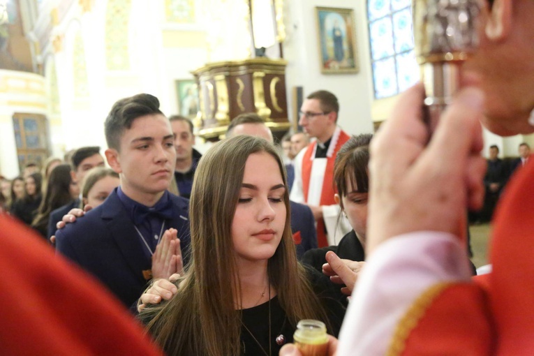 Bierzmowanie w Oleśnie
