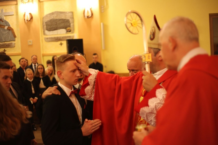 Bierzmowanie w Niedomicach