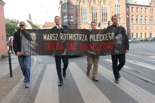 Wrocławski Marsz Pamięci Rotmistrza Pileckiego 2019