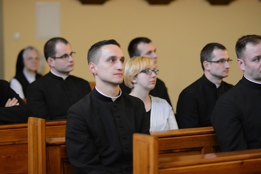 Opole. Czuwanie w intencji powołanych