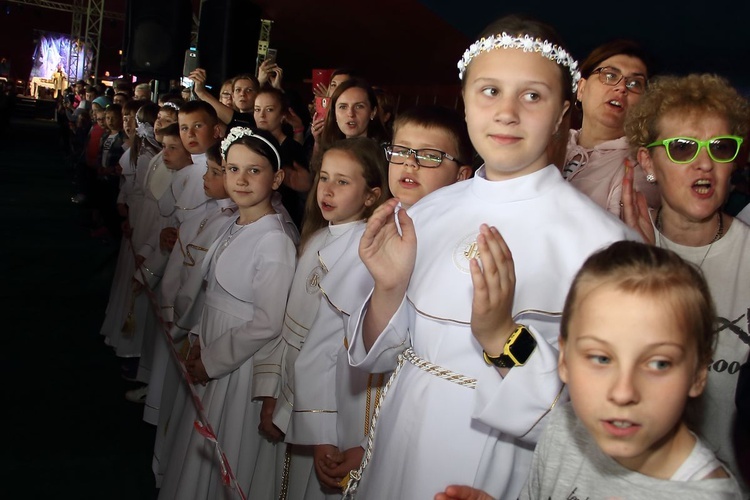 Diecezjalny Dzień Dziecka w Skrzatuszu cz. 2