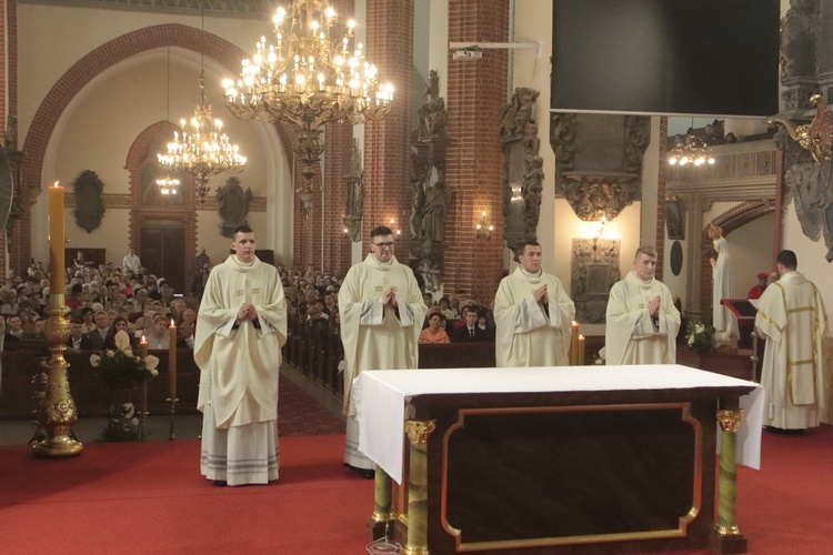 Legnica ma nowych księży