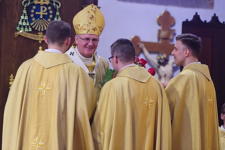 Święcenia prezbiteratu w konkatedrze św. Jakuba w Olsztynie