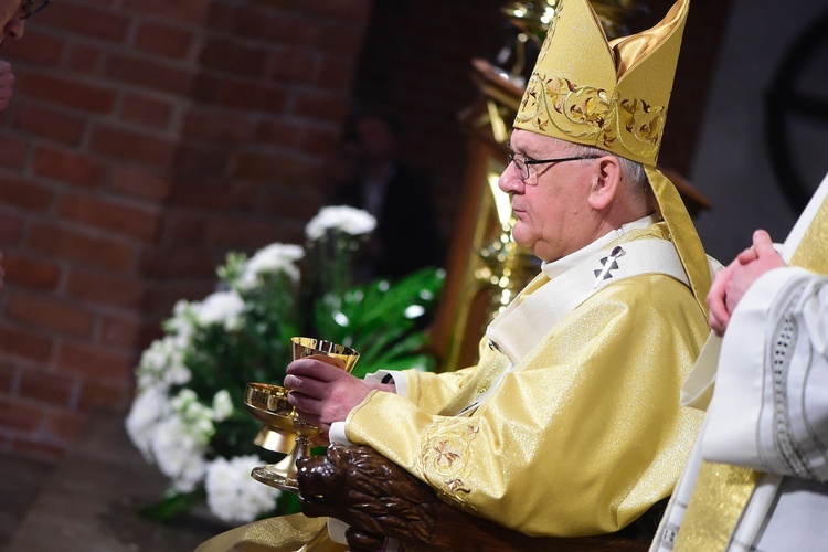 Święcenia prezbiteratu w konkatedrze św. Jakuba w Olsztynie