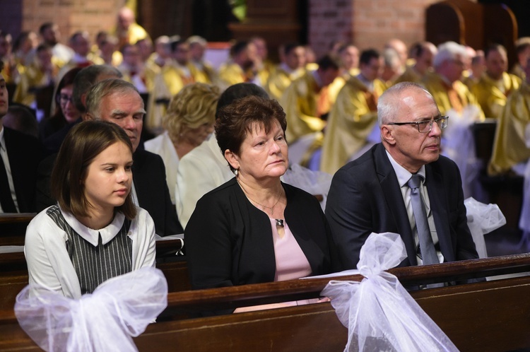 Święcenia prezbiteratu w konkatedrze św. Jakuba w Olsztynie