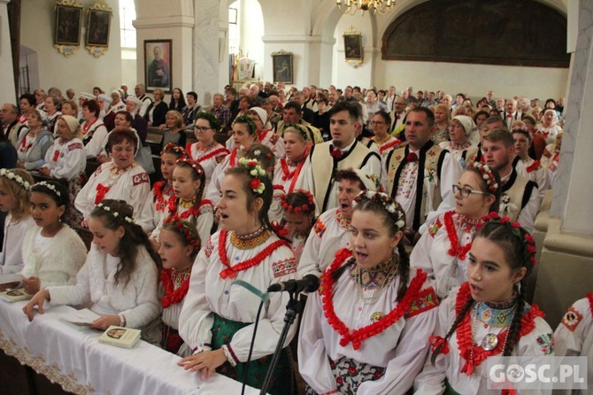 Zespół Górali Bukowińskich "Watra" z Brzeźnicy ma już 50 lat