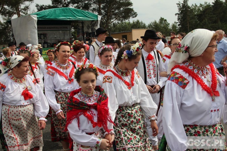 Zespół Górali Bukowińskich "Watra" z Brzeźnicy ma już 50 lat