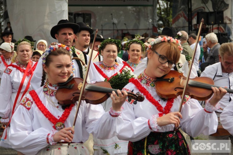 Zespół Górali Bukowińskich "Watra" z Brzeźnicy ma już 50 lat