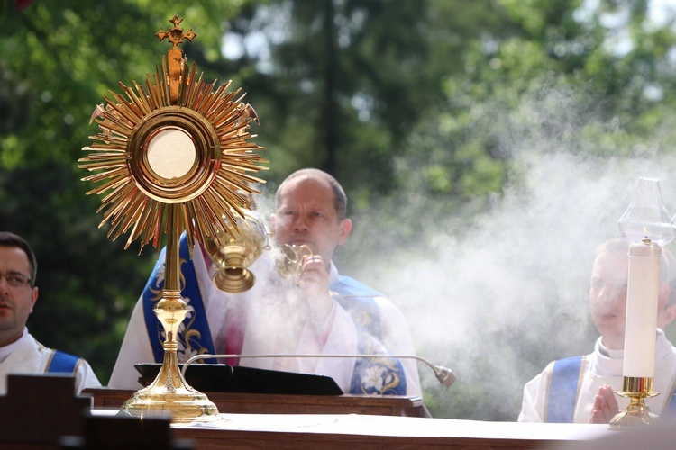 Pielgrzymka Piekarska, część 4 - nabożeństwo majowe