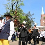 Pielgrzymka Piekarska, część 4 - nabożeństwo majowe