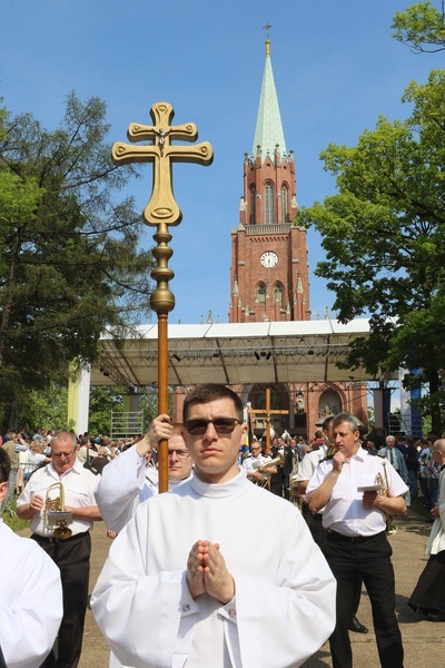 Pielgrzymka Piekarska, część 4 - nabożeństwo majowe