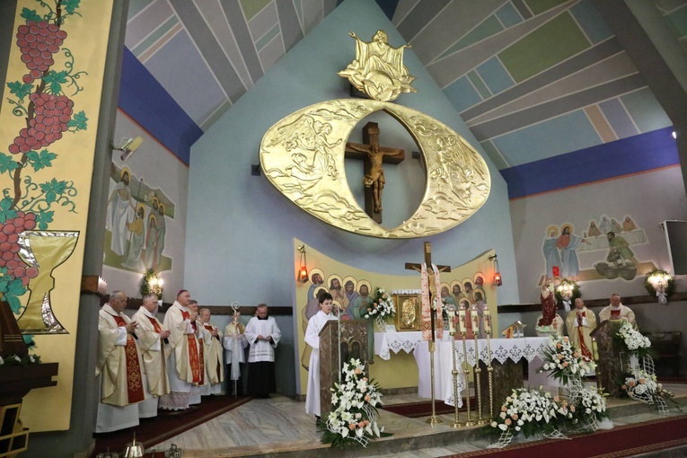 Poświęcenie ołtarzy w Jodłowej Górnej