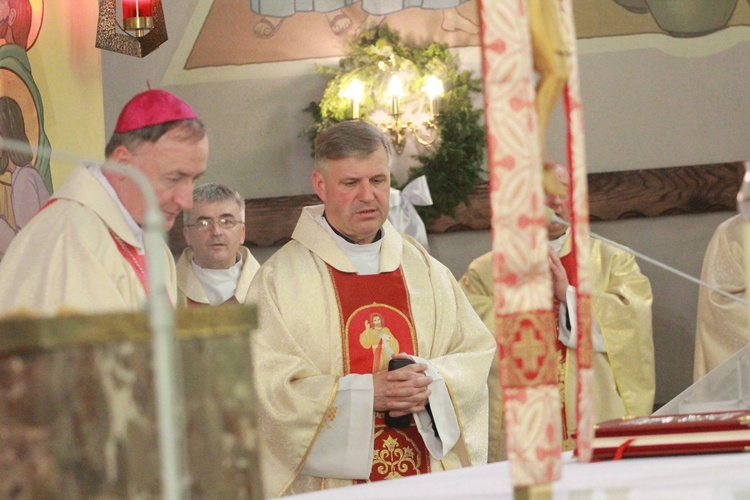 Poświęcenie ołtarzy w Jodłowej Górnej