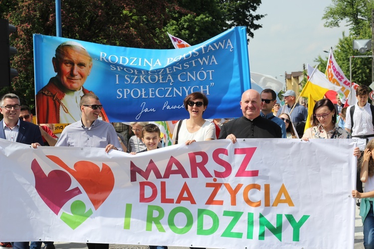 Marsz dla Życia i Rodziny w Skierniewicach