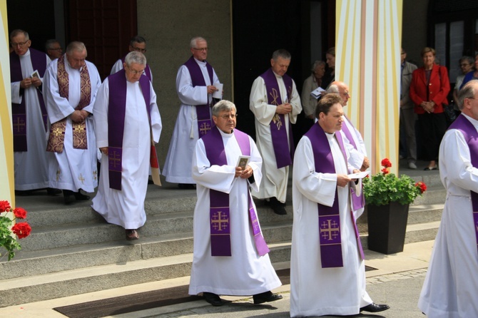 Uroczystość pogrzebowa biskupa Jana Bagińskiego